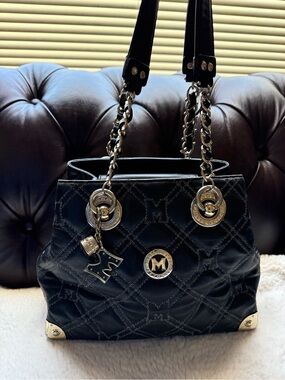 Metrocity Monogram Quilted Black Chain-Handle Nag with Metallic Stitch GUC